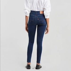 Levi’s Mile High Super Skinny Jeans